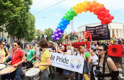 Mladića (19) uhitili na Zagreb Prideu, nosio uvredljivi natpis