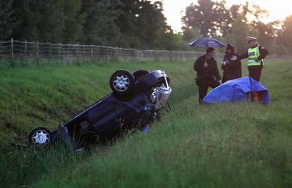 Vozač sletio automobilom s autoceste A3 i poginuo