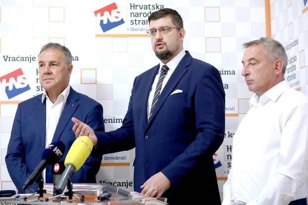 Zagreb: Konferencija HNS-a povodom predstavljanja stranačkih mjera za očuvanje standarda građana
