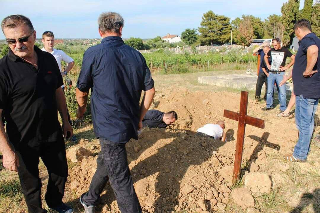 Obitelj morala sama iskapati raku: 'Psa sam bolje ukopao'