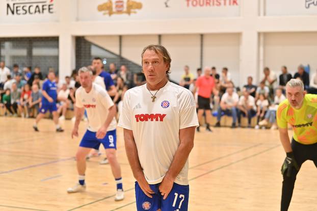 Makarska: Donatorska utakmica veterana Hajduk - Dinamo za Mladena Bartolovića