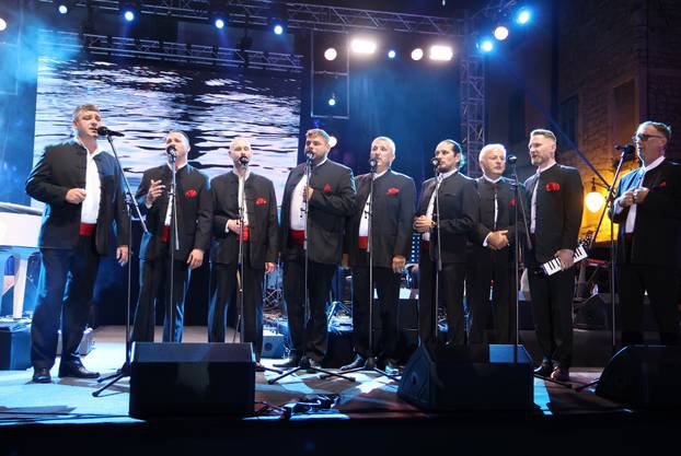 Šibenik: Prva večer Dalmatinske šansone posvećena Vinku Coci