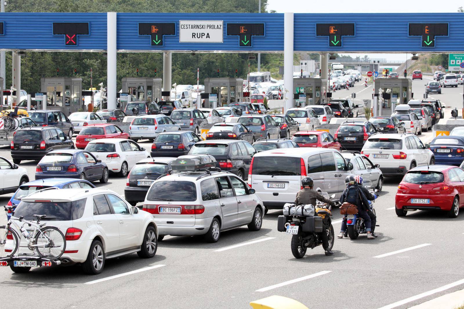 Prometni kaos: Vozit će samo taksiji, kako ćemo na posao?