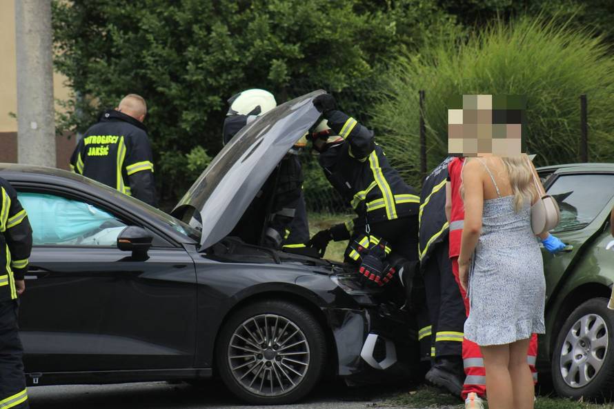 Teška nesreća kod Požege: Vatrogasci izvlačili čovjeka