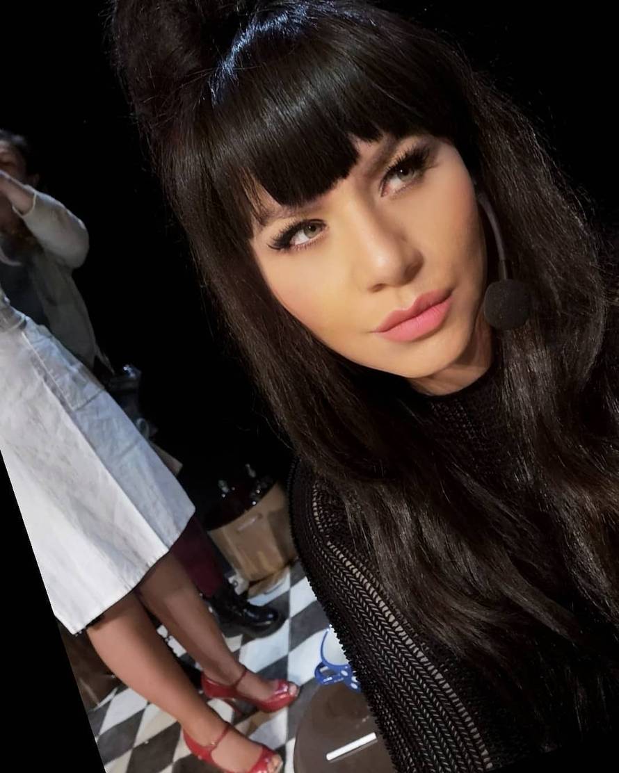 Ana Begić Tahiri je oduševila crnom kosom: 'Fatalna si žena'