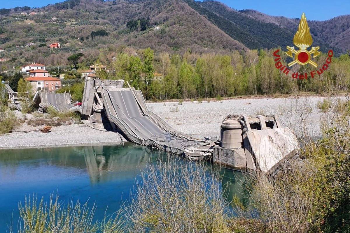 Urušio se most u Italiji: Korona spriječila potpunu katastrofu...