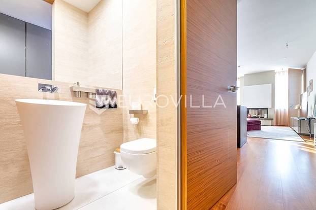 Pršti od luksuza! Prodaju stan u centru Zagreba: 'U boravku je kamen, a zgrada ima recepciju'