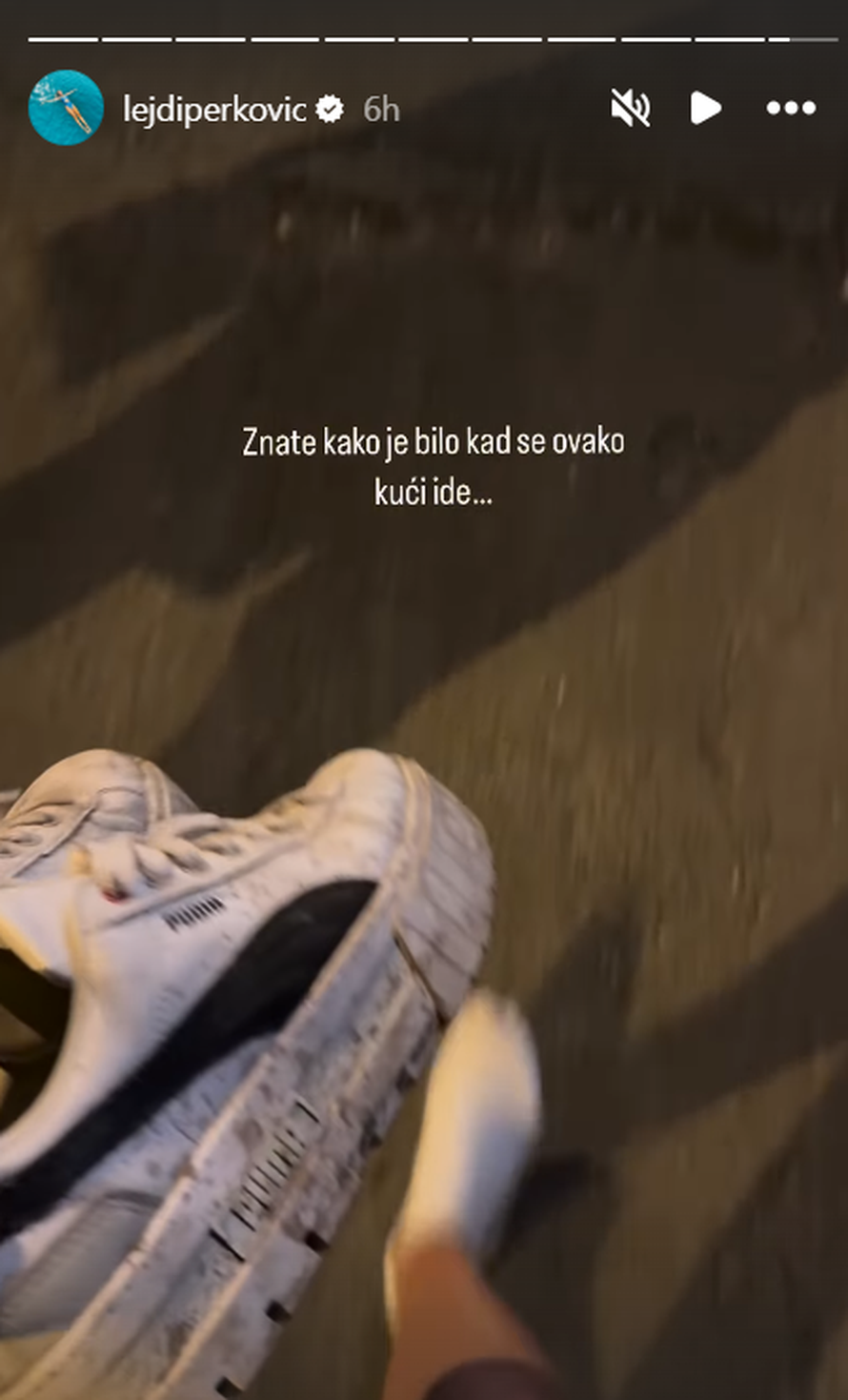 Thompson zapjevao na svadbi nećakinje: Otpjevao 'Samo je ljubav tajna dvaju svjetova'