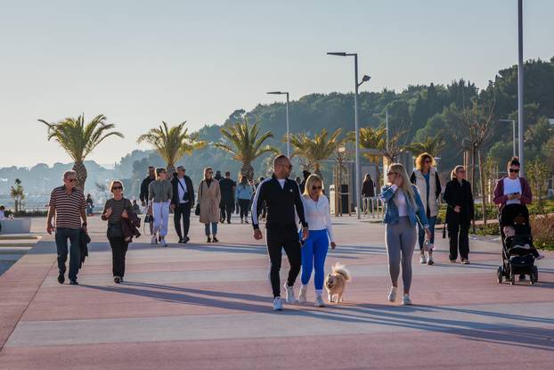 Split: Proljetno poslijepodne na Žnjanu