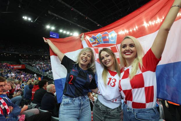 Navijači spremni za utakmicu Hrvatske i Islanda na Svjetskom rukometnom prvenstvu 