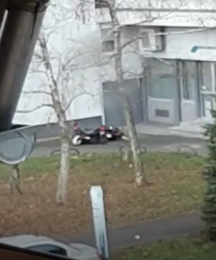 Rusija? Ne, Prečko. Kaciga? Ma ne treba, idem do zida samo...