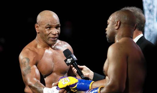 Tyson se emotivno oprostio od Foremana: Bio je jedini čovjek protiv kojeg nije htio boksati