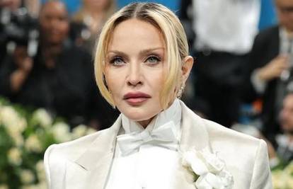 U tajnosti pristala: Madonna  se zaručila za čak 38 godina mlađeg bivšeg nogometaša