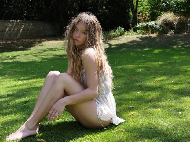 FOTO Kad se Sydney Sweeney pojavila na Emmyjima, sve konkurentice postale su kulisa