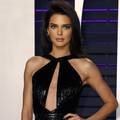 Nesigurna Kendall Jenner misli da su sve sestre ljepše od nje