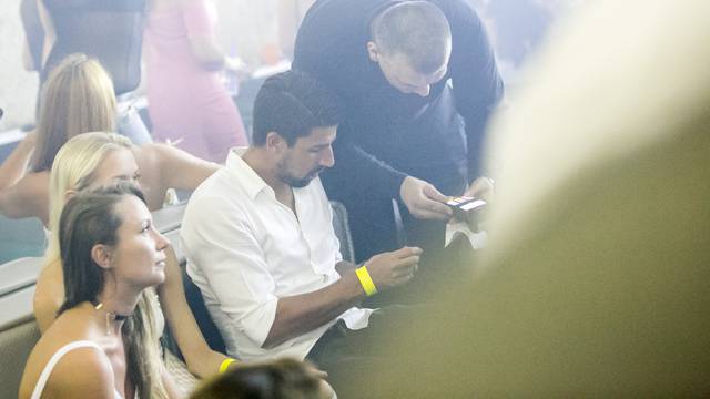 Khedira stigao u Dubrovnik i odmah požurio na party u klub