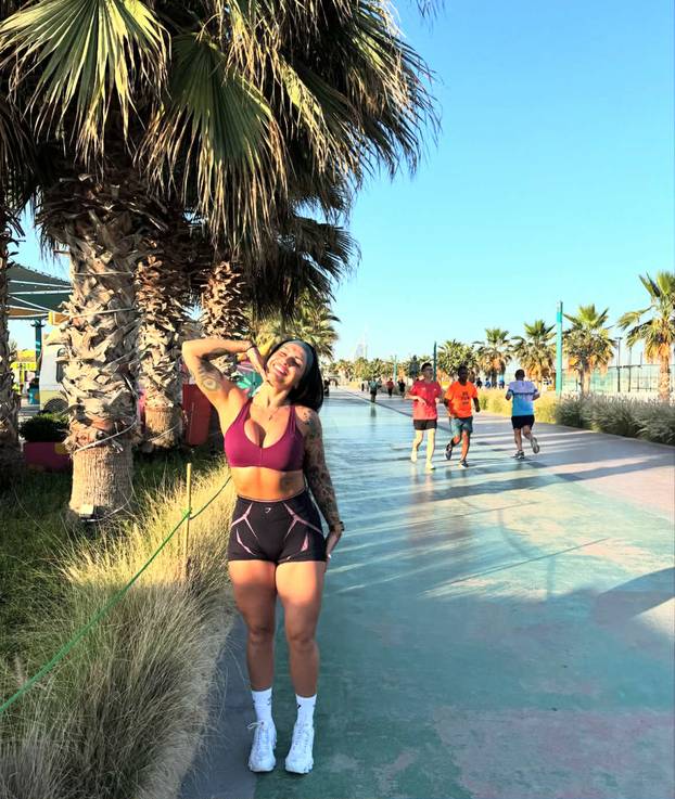 FOTO Superbaka iz Londona: Ljepša sam i uspješnija nego kad sam imala 20 godina!