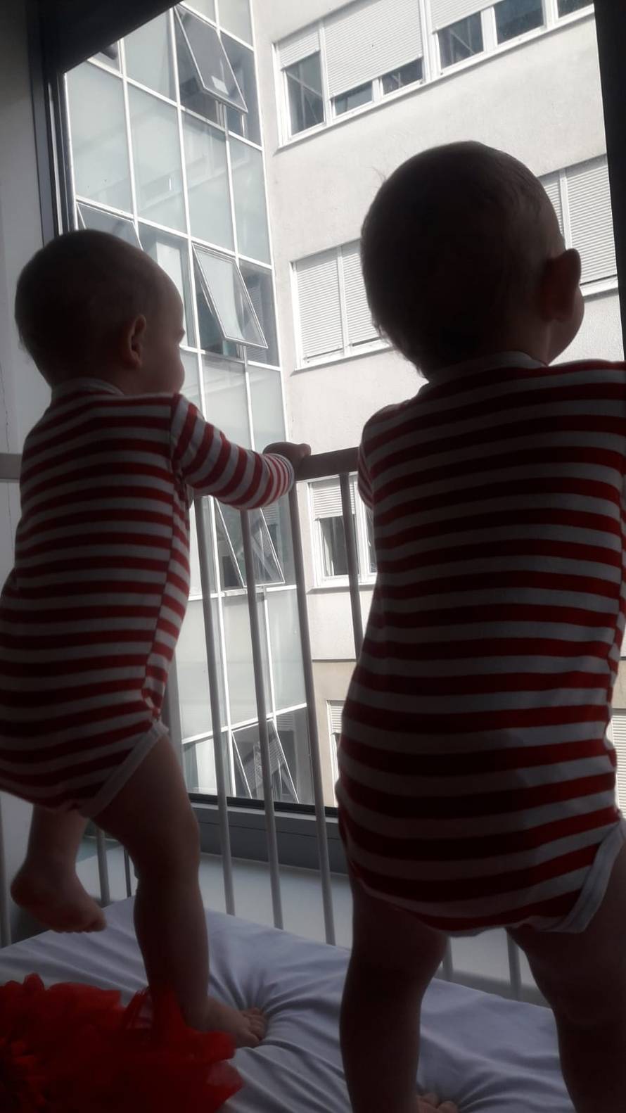 Obitelj 1. hrvatskih sijamskih blizanki: 'One su naša sreća. Ma kakva korona, prošli smo i gore'