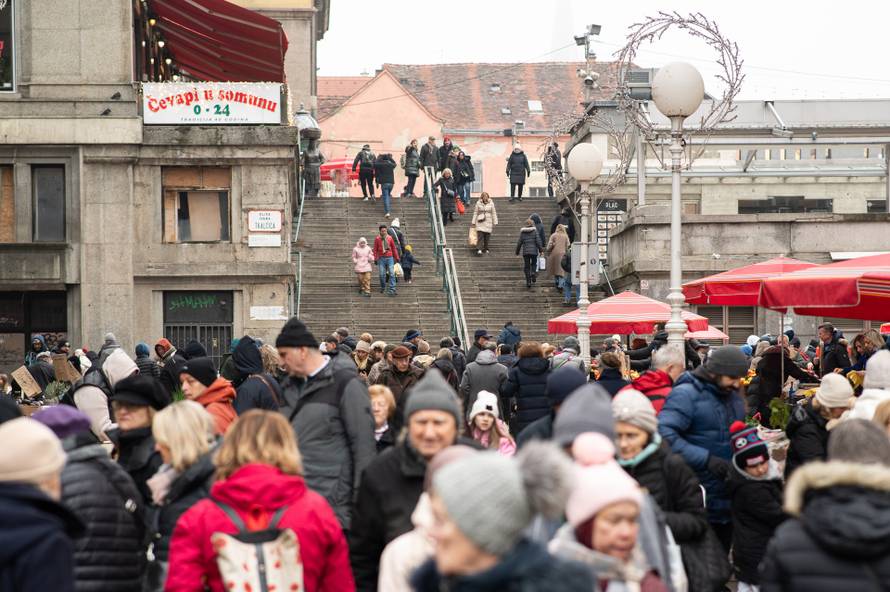 Zagreb: Subotnje prijepodne u centru grada 
