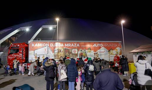 Kamion Djeda Mraza stigao je na zadarski Vi&scaron;njik