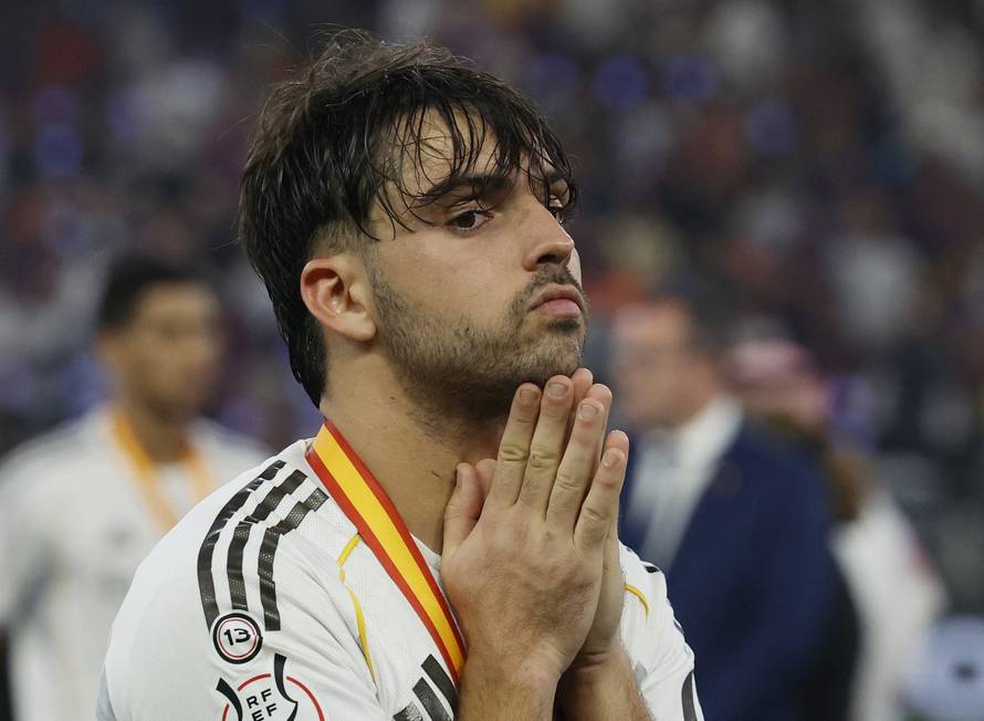 Spanish Super Cup - Final - FC Barcelona v Real Madrid