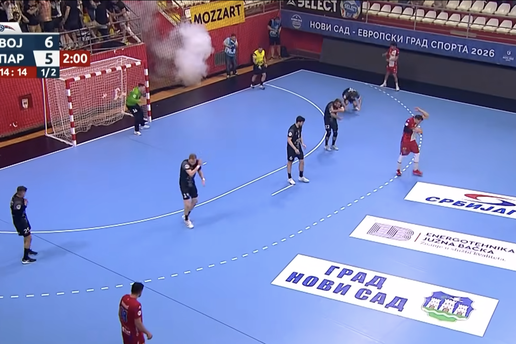 VIDEO U&Zcaron;AS U SRBIJI Grobari bacili topovski udar, hrvatski rukometa&scaron; ne &ccaron;uje na jedno uho