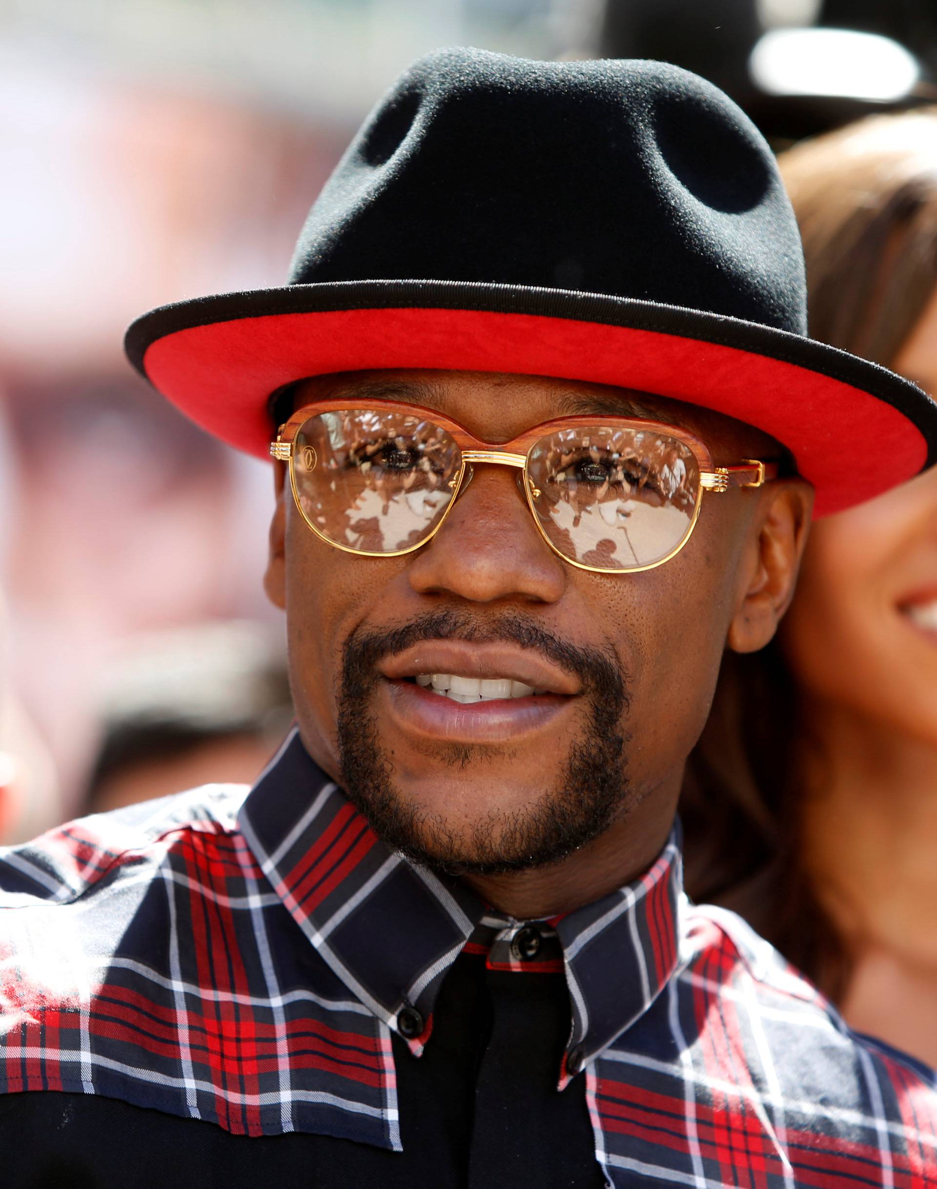 Undefeated boxer Floyd Mayweather Jr. of the U.S. arrives at Toshiba Plaza in Las Vegas