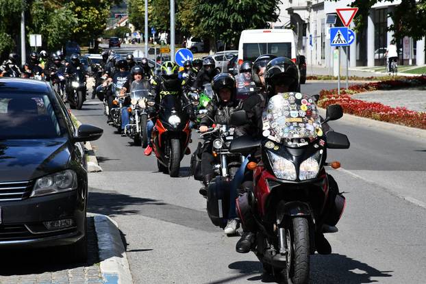 Nova Gradiška: Posljednji ispraćaj Davora Andročeca, bajkera koji je poginuo na motoru u BiH