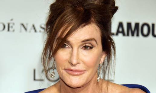 'Oprala' Caitlyn Jenner: 'Ne znaš što je to biti žena, šuti'