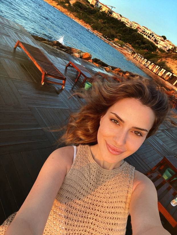 FOTO Bivši dinamovac rastao se s Hrvaticom, sad ljubi 12 godina mlađu Turkinju: 'Moja ljubav'