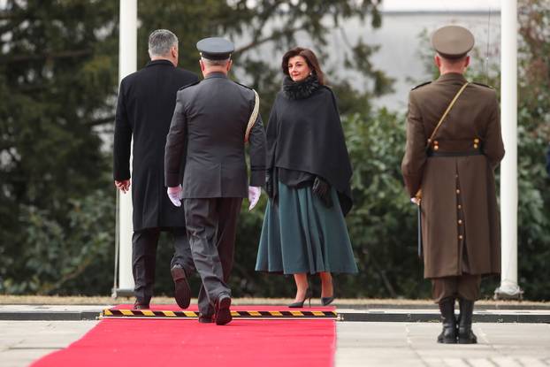 Zagreb: Dolazak Zorana Milanovića u društvu supruge na inauguraciju 