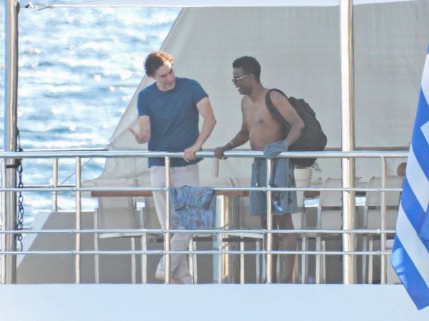 EKSKLUZIVNO: Sacha Baron Cohen i Chris Rock uz smijeh završili razgovor na palubi broda