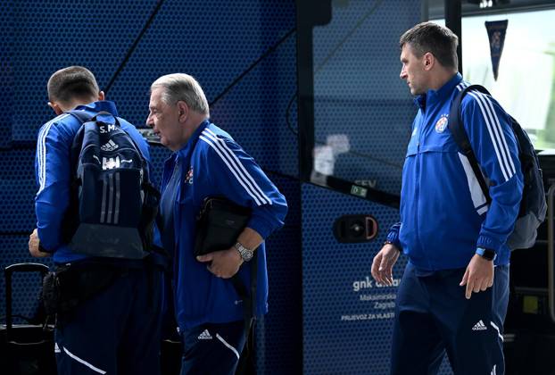 Zagreb: Odlazak igrača GNK Dinamo na uzvratnu utakmicu protiv Sparte