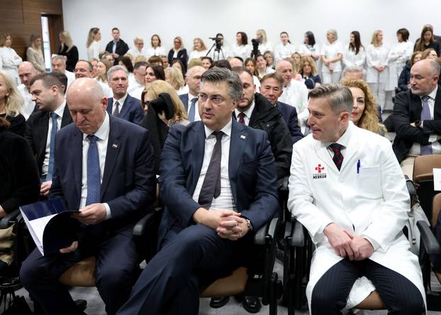 Zagreb: Svečano otvorenje cjelovito obnovljene zgrade KB Merkur