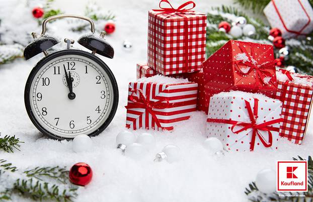 Alarm clock with snow and Christmas decorations 