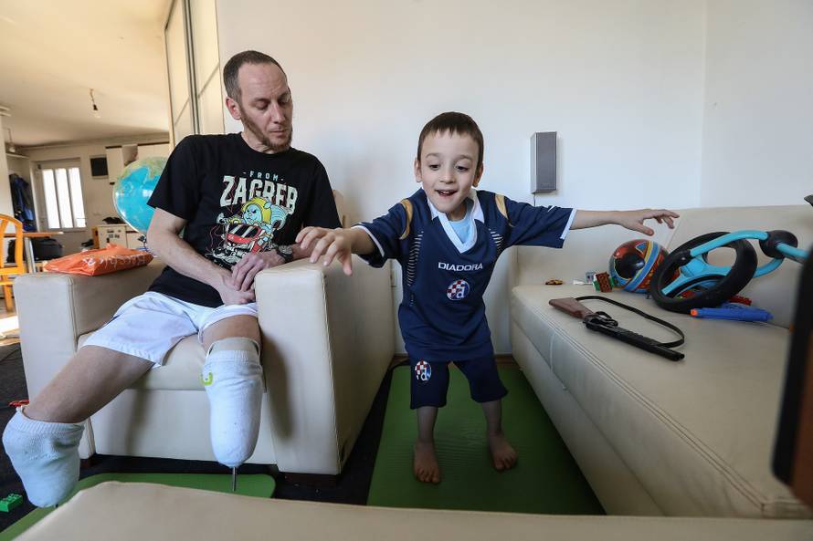 Zagreb: Paraolimpijac Toni Bošnjaković sa sinom Vinkom