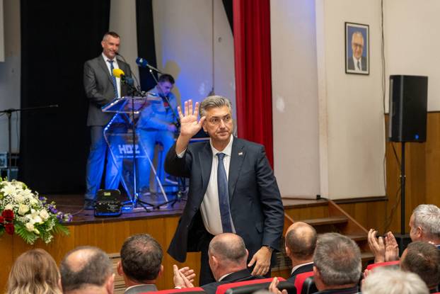 Gospić: Andrej Plenković na obilježavanju 36. obljetnice osnivanja HDZ-a u Ličko-senjskoj županiji