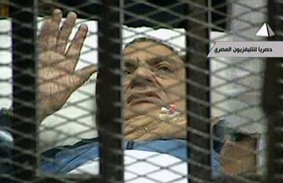 Presudu Mubaraku i  šestorici optuženih izreći će 2. lipnja 