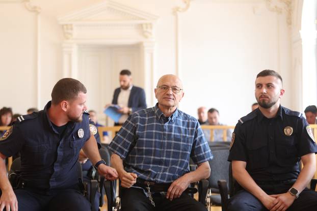 Osijek: Izricanje presude Željku Travici za ratni zločin nad hrvatskim braniteljima
