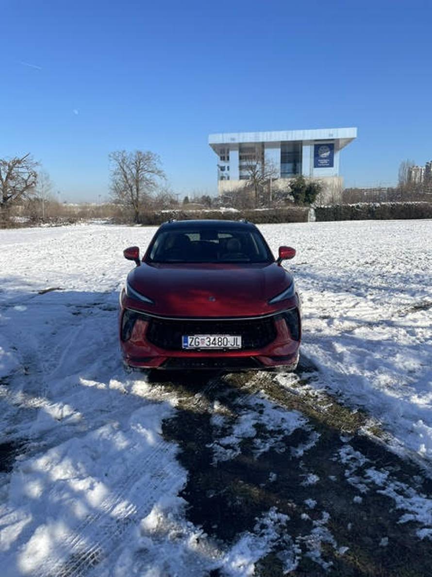 Testirali smo Forthing T5 EVO: Kineski SUV na japanski pogon za 29.990 € s hrpom opreme