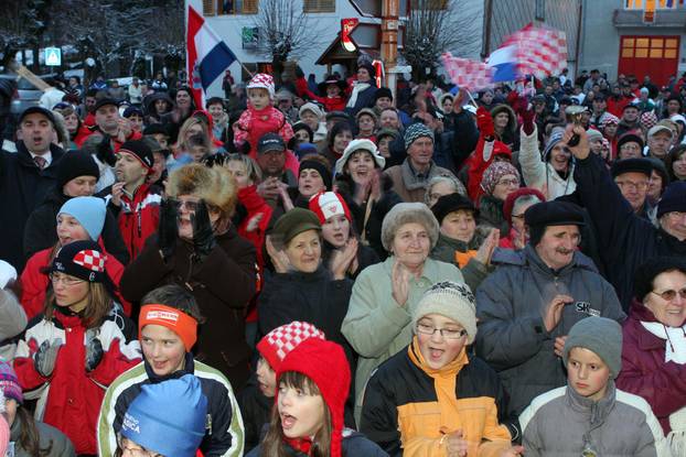 ARHIVA - 2009. Mrkopalj: Do?ek Jakova Faka, bron?anog biatlonca