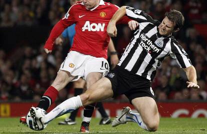 A. Ferguson: Rooney brine zbog golgeterskog posta 