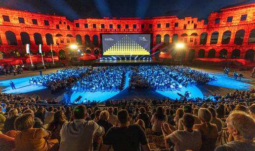 Nakon Thompsona u Zagrebu, Pula je otvorila filmski festival talijanskom pjesmom Bella Ciao