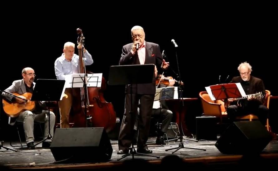 'Glazba me drži i u 91. godini, ja živim da nasmijem publiku'