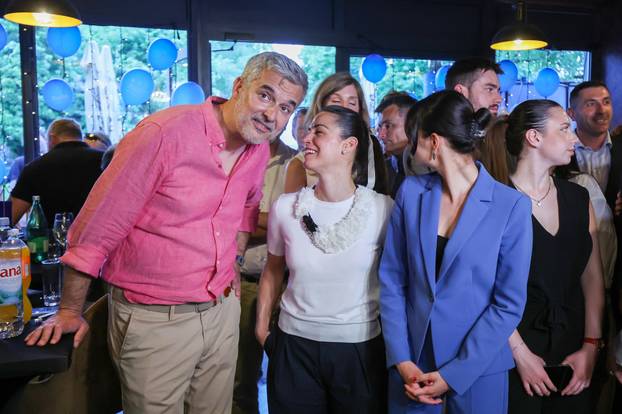 Zagreb: Doček izbornih rezultata u izbornom stožeru Marije Selak Raspudić