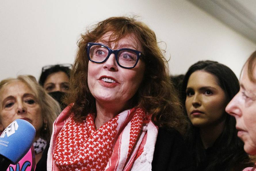 Code Pink - Protest for Ceasefire with Susan Sarandon