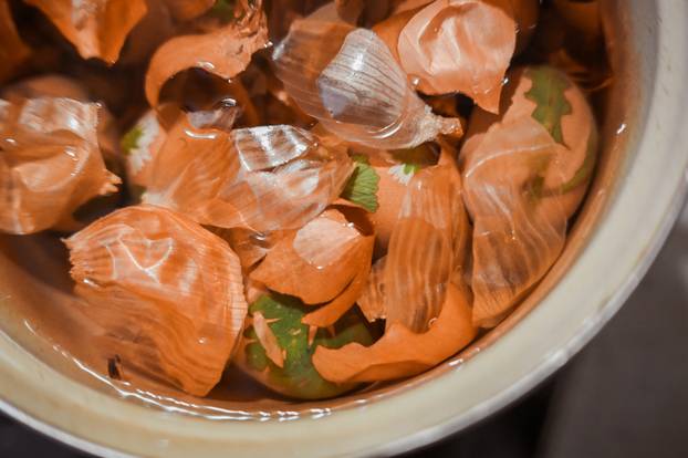 Zagreb: Tradicionalno bojanje uskršnjih jaja