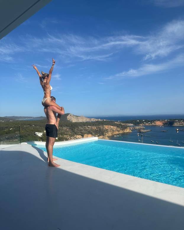 FOTO Stiže pojačanje u obitelj Zubac! Tko je buduća majka? San pretvorila u svjetski biznis