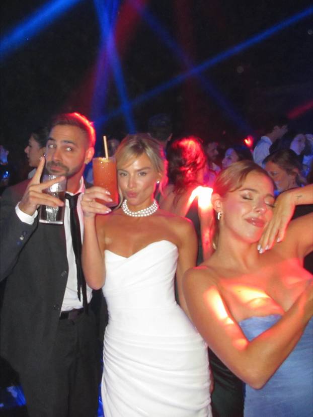 FOTO Argentinski as dobio prvo dijete! Prekrasna Oriana 'cvate' od sreće, uskoro sele iz Rima?