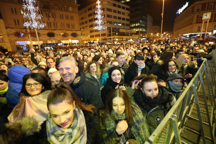 Zagreb: 13. humanitarni boÅ¾iÄni koncert Å½elim Å¾ivot